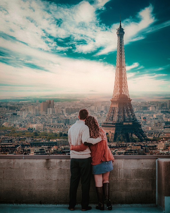 VIP ROMANTIC EVENING IN PARIS
